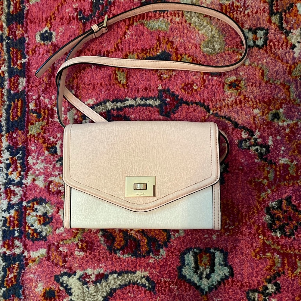 Kate spade pink and white shoulder bag EUC